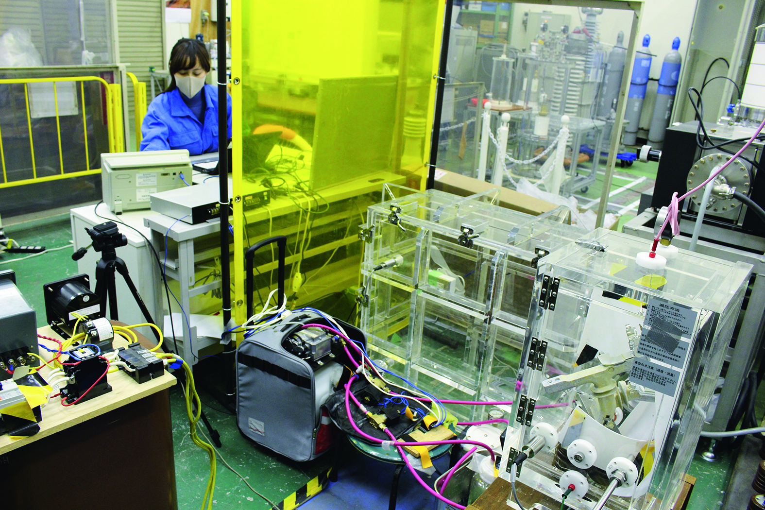 Figure 2: Experiment using the proof-of-principle machine