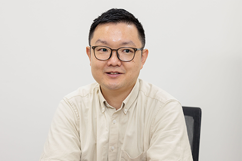 Mr. Uemura, Power System Control Research Department, Digital Innovation Laboratory